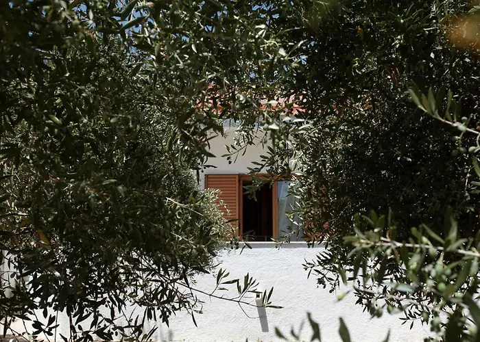 Aelia Kefalos-private & Spacious With Pool