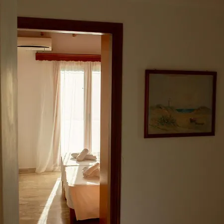 Aelia Kefalos-private & Spacious With Pool Ferienhaus *