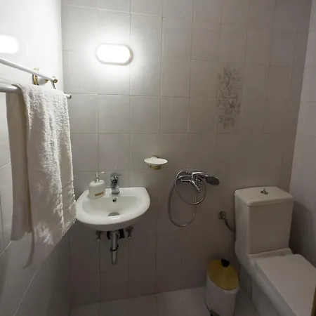 Aelia Kefalos-private & Spacious With Pool *