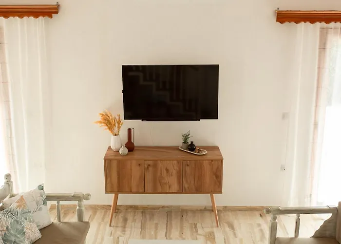 Дом отдыха Aelia Kefalos-private & Spacious With Pool