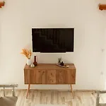 Holiday home Aelia Kefalos-private & Spacious With Pool