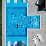 Aelia Kefalos-private & Spacious With Pool Holiday home *