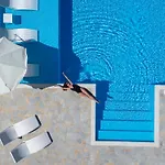 Aelia Kefalos-private & Spacious With Pool 度假居