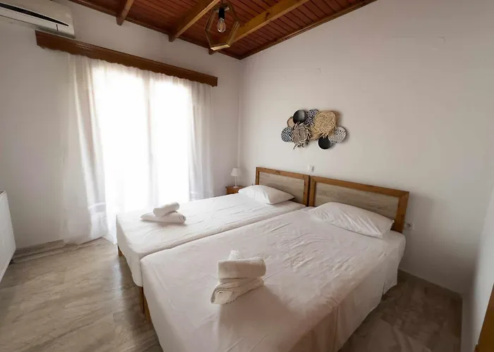 Aelia Kefalos-private & Spacious With Pool Case de vacanță *