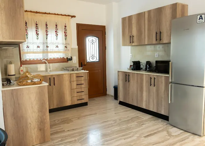 Aelia Kefalos-private & Spacious With Pool Case de vacanță *